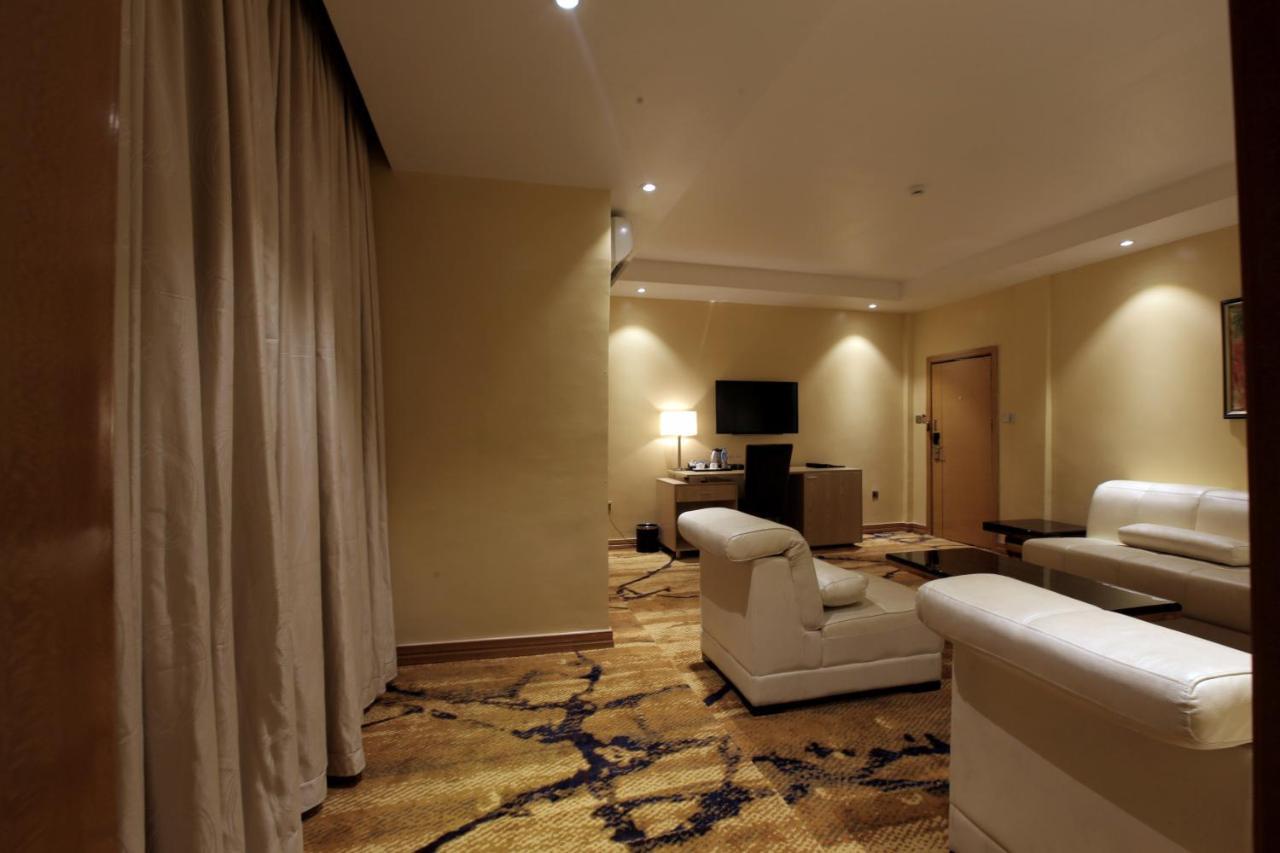 Bon Hotel Elvis Mobushipe Luaran gambar